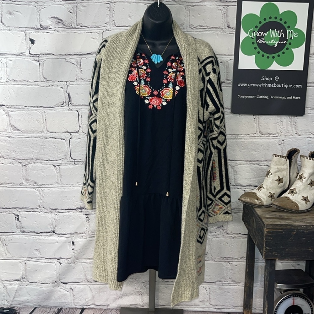 Montana Co cardigan sweater large